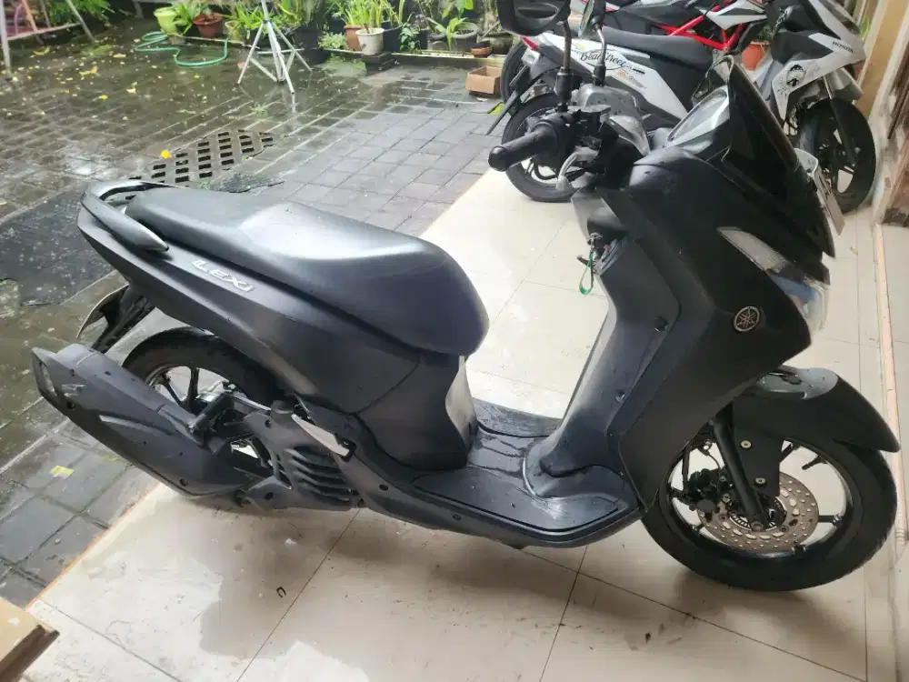 Yamaha lexi hitam 2018 Gbm bisa tunai atau kredit