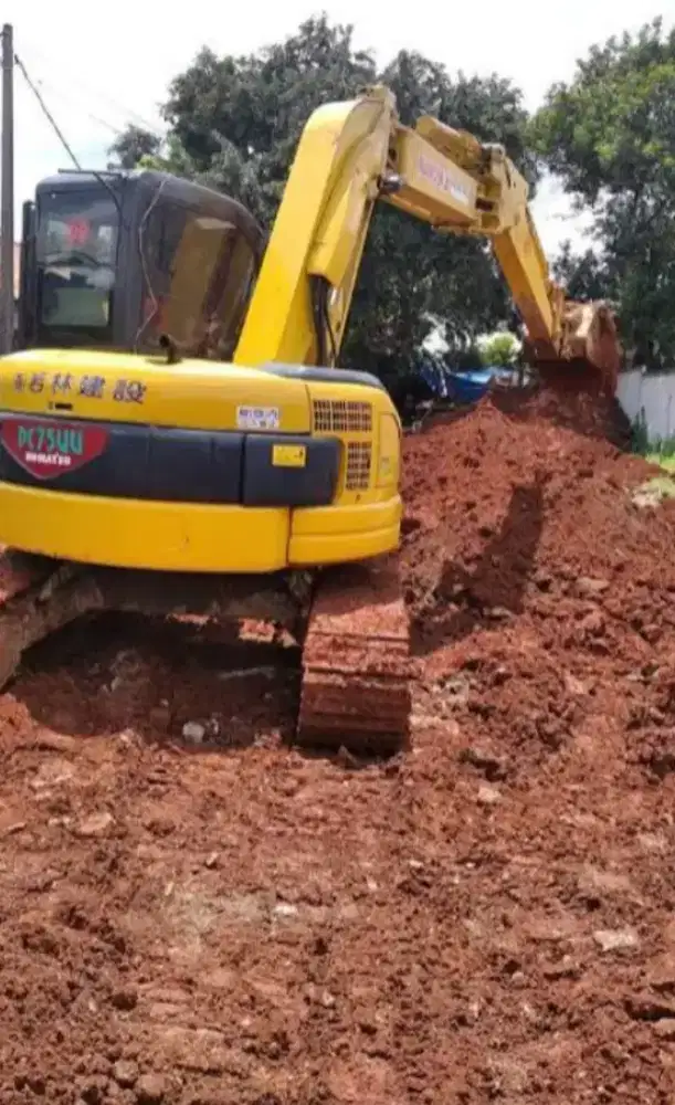 Jasa sewa excavator pc 75 harga perjam di jamin murah cepat