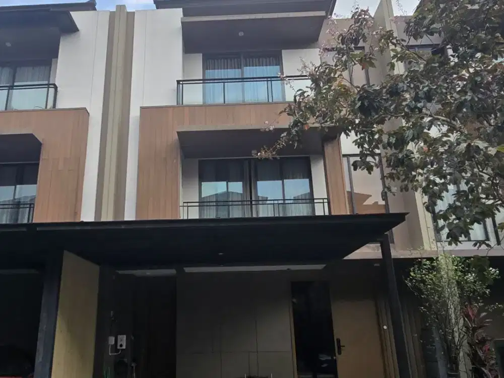 Dijual Rumah Siap Huni di Kazumi Zora Bsd