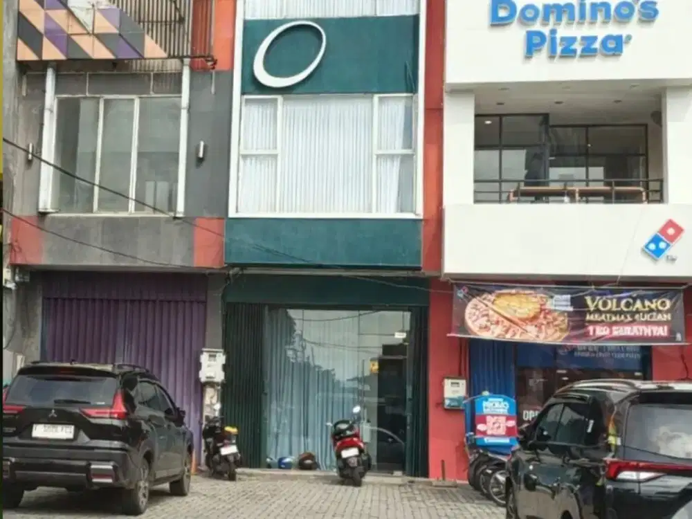 Disewakan Ruko Pinggir Jalan Besar Di Rawamangun Siap Huni Cocok Untuk Usaha / Perkantoran Lokasi Sangat Strategis