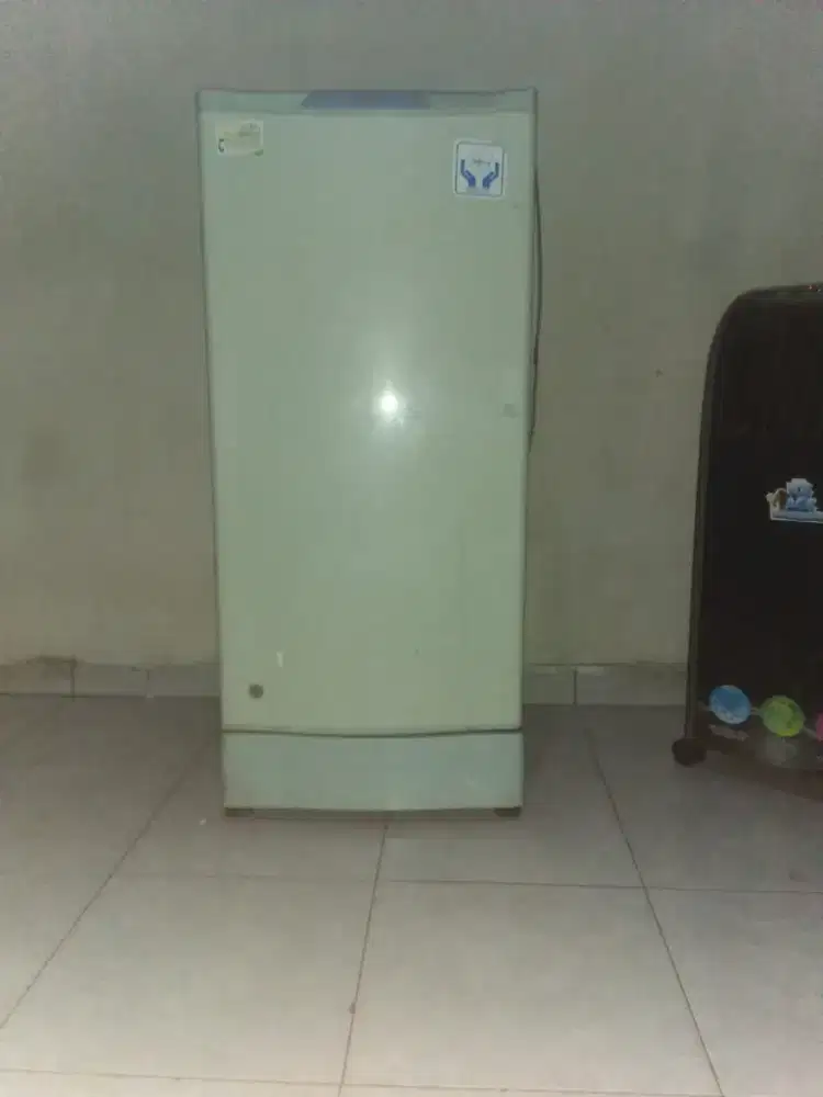 kulkas 1 pintu merk national