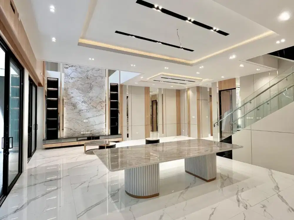 Dijual Rumah Citraland Utama Mewah Semi Furnish