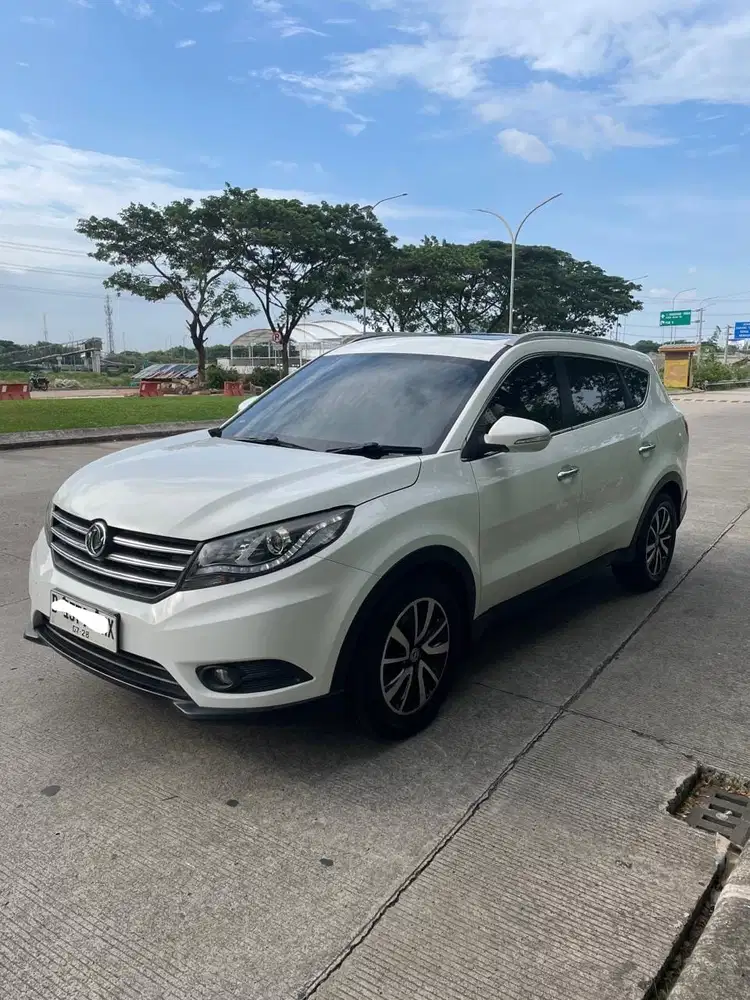 DFSK Glory 580 Tahun 2018