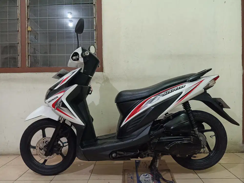 Honda VARIO 110 CBS PGM-FI 2015 (GRESS / ISTIMEWA )