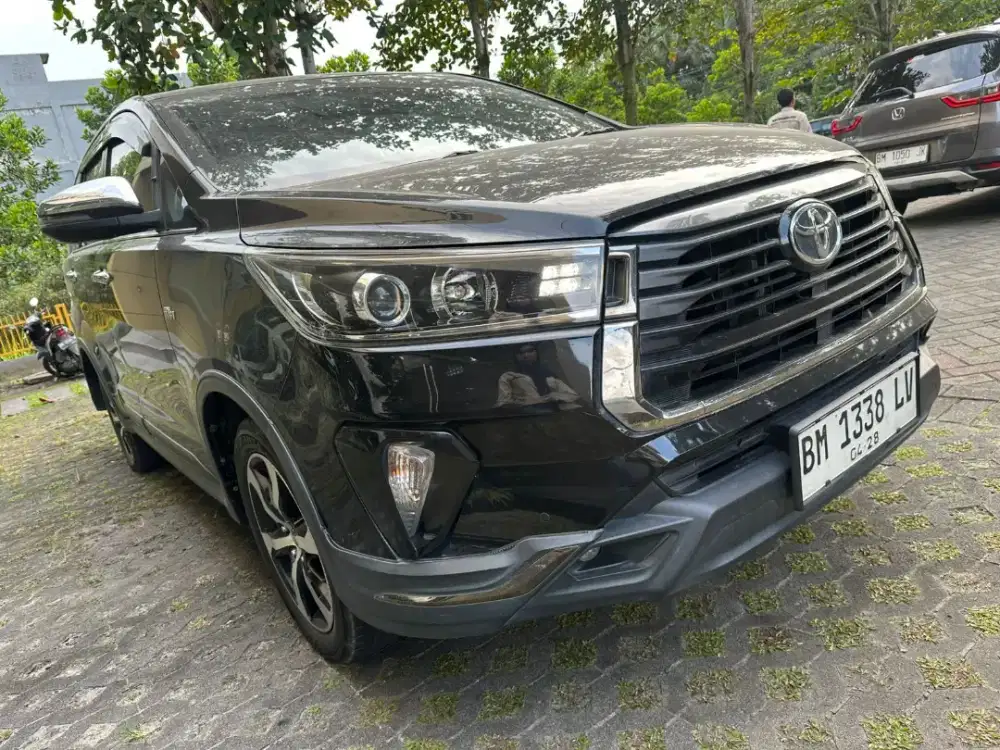 Innova Reborn Venturer Bensin Matic 2022 km 40 RB an