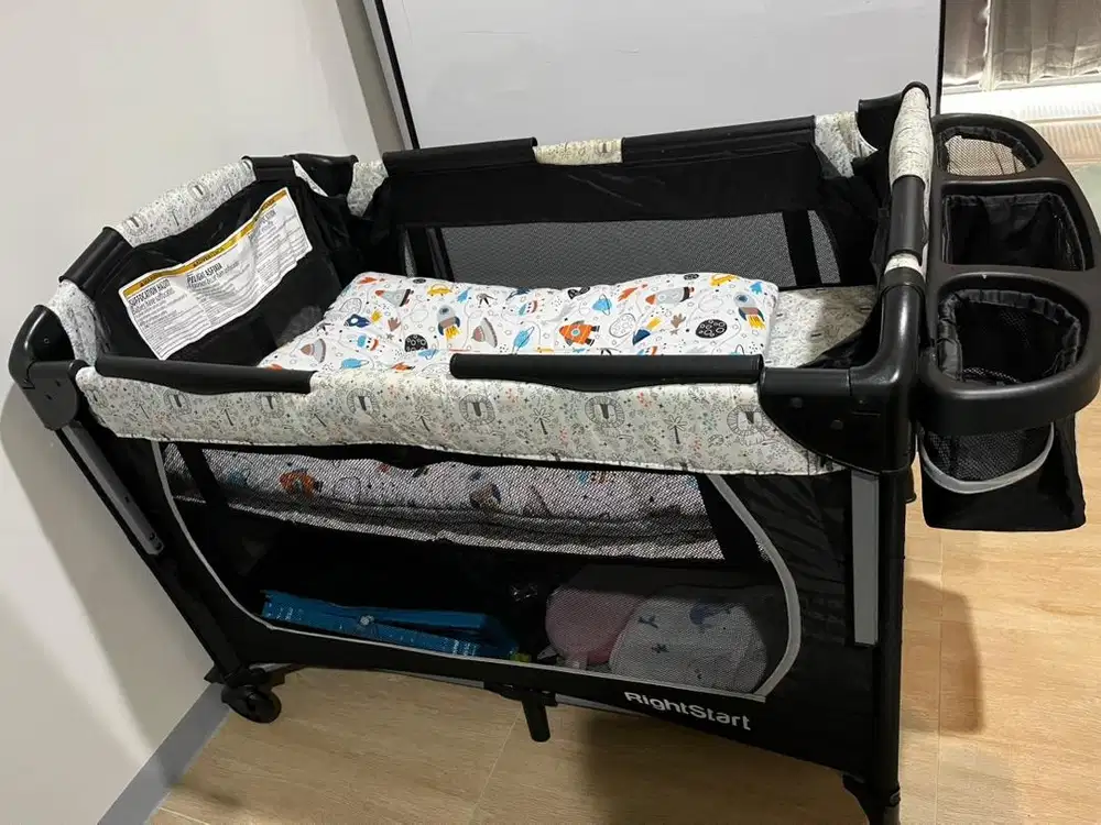 Right start baby box