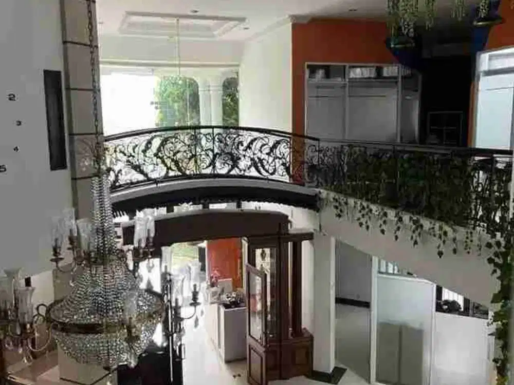 Rumah Kantor Modern Lux di Cisitu Dago