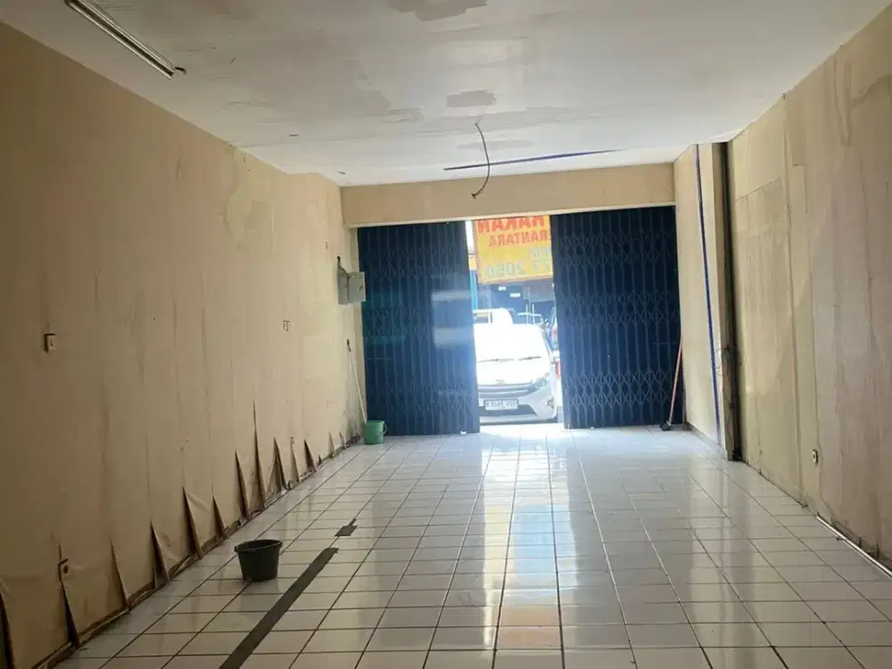 Dijual ruko 4 lantai di Bekasi Mas jl A yani Bekasi