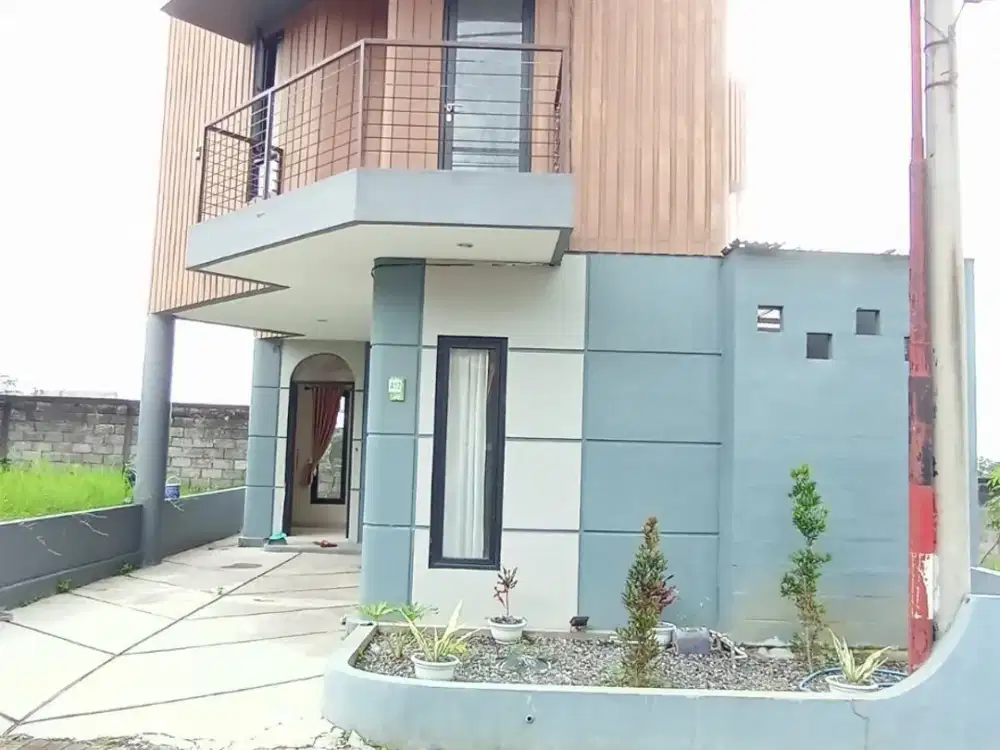 Dijual Villa Nyaman Asri di Junrejo Batu Dekat Banyak Wisata