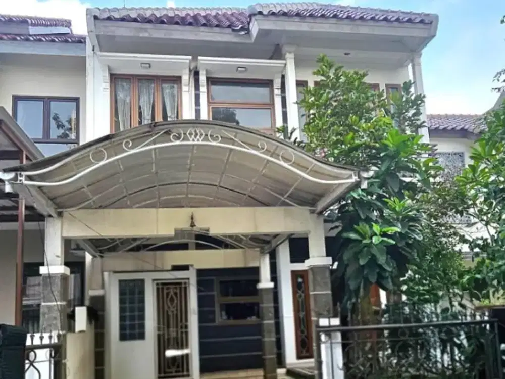 Dijual dan disewakan Rumah raffles hills cibubur siap huni strategis dekat akses toll