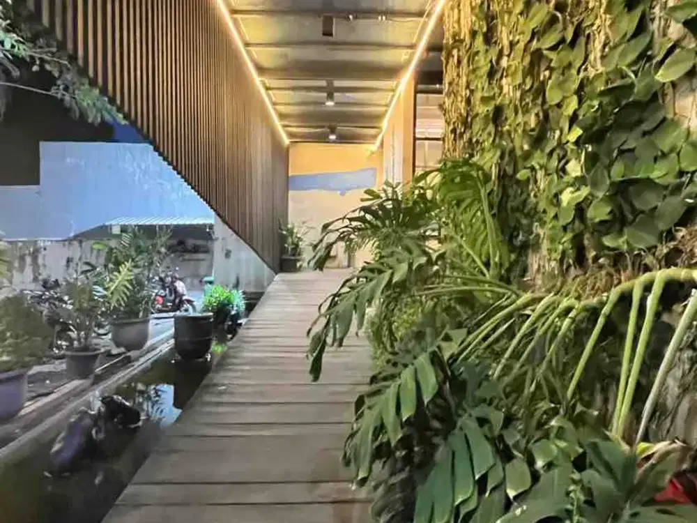 oper sewa tanah dan bangunan eks cafe restoran di mainroad raya citraland surabaya