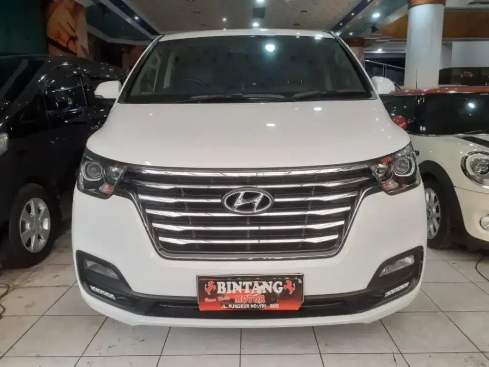 HYUNDAI H1 ROYALE AT 2018 FACELIFT / MODEL THN 2019 (BINTANG MOTOR)