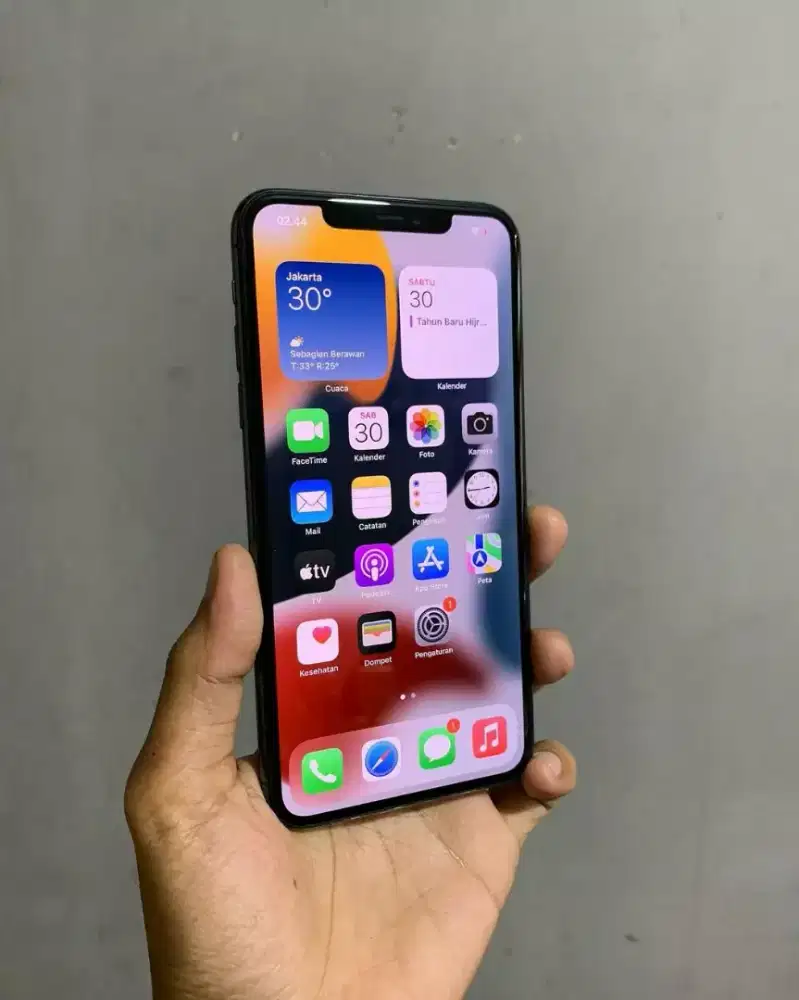 iPhone 11 promax 64 GB inter