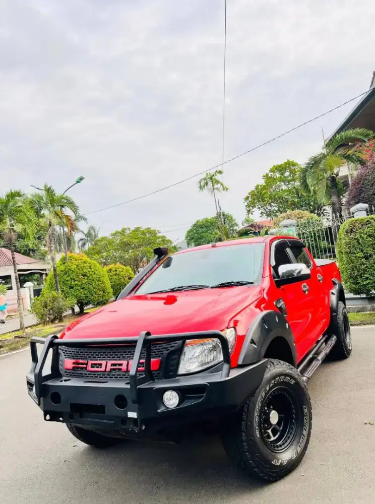 Ford Ranger 3.2 XLT Turbo diesel 4x4 Guanteng siap pakai