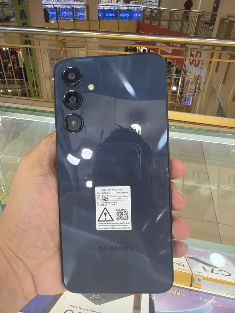 Dijual cepat samsung A16 5G 16/256 gb
