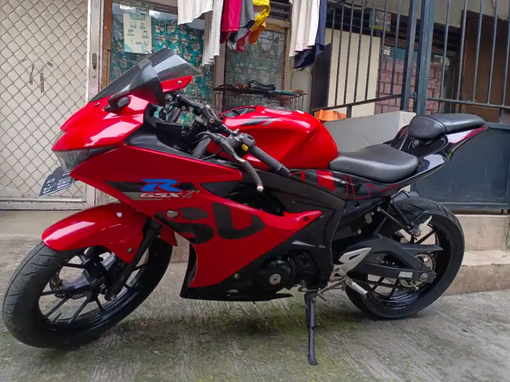 Suzuki GSX R 150CC Keyles Tahun 2018 JOZZZ Mesin Halus Siap tancapGass