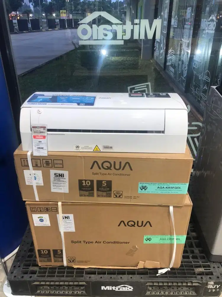 AC merk AQUA 0,5Pk baru