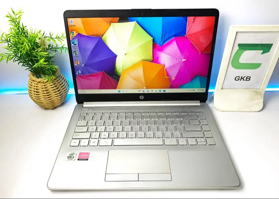 Laptop HP 14s core i5 Gen 10 dual VGA Gaming Editing 3D Rendering keyb