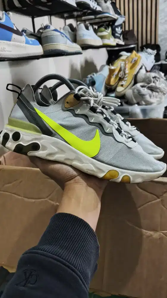 Nike React Element 55