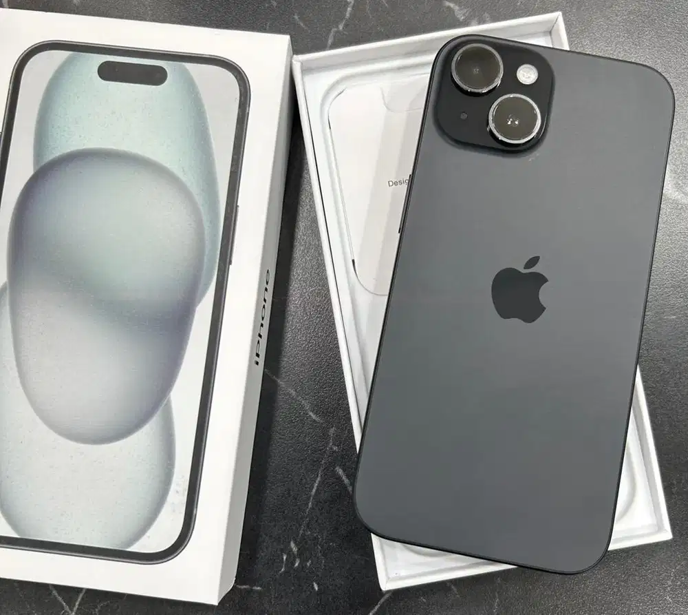 Iphone 15 128gb black garansi Ibox normal fullset