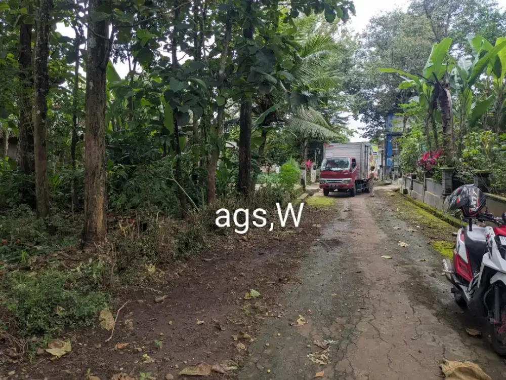 Jual tanah pekarangan lokasi Jumantono luas 275m hrg 130jt nego