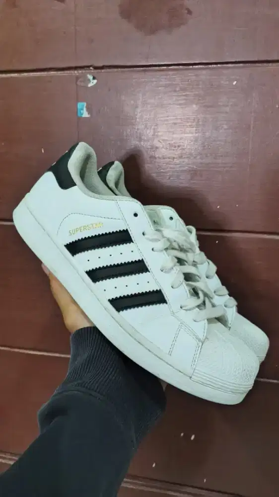 Adidas Superstar