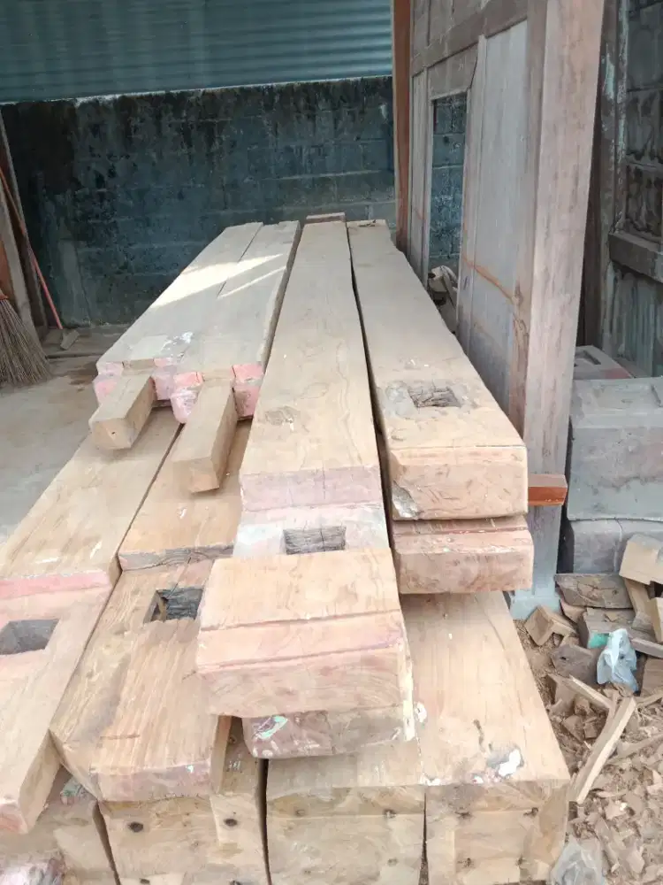 Tengahan joglo jati lawas