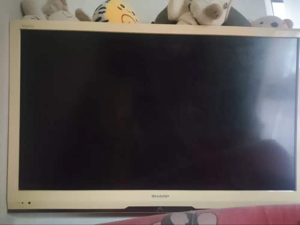 Tv merk sharp 32 inchi