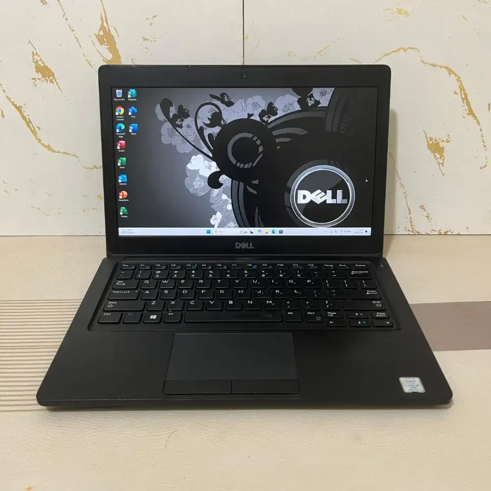 Laptop Dell Latitude 5290.