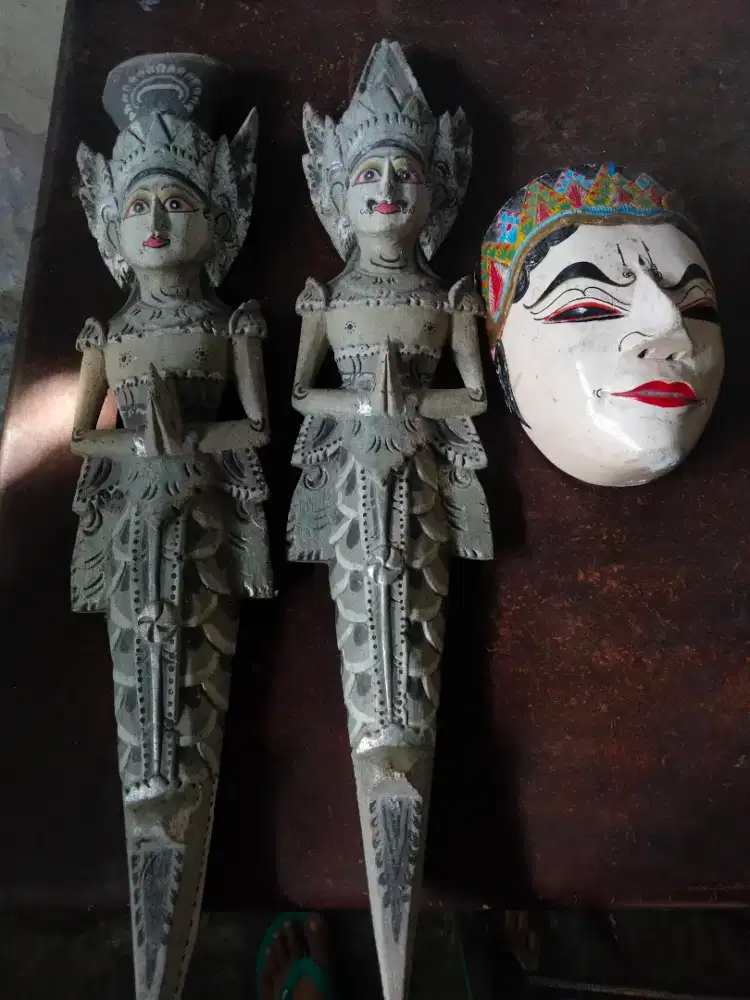 Patung penganten ..topeng