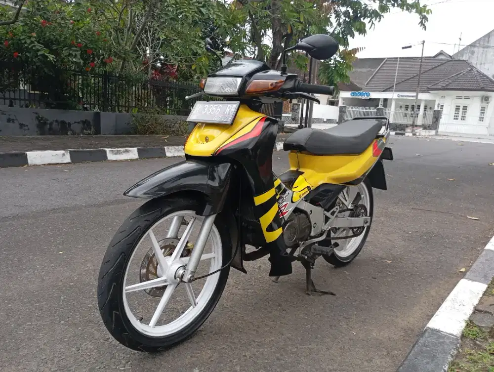 Suzuki Satria R 120 lumba