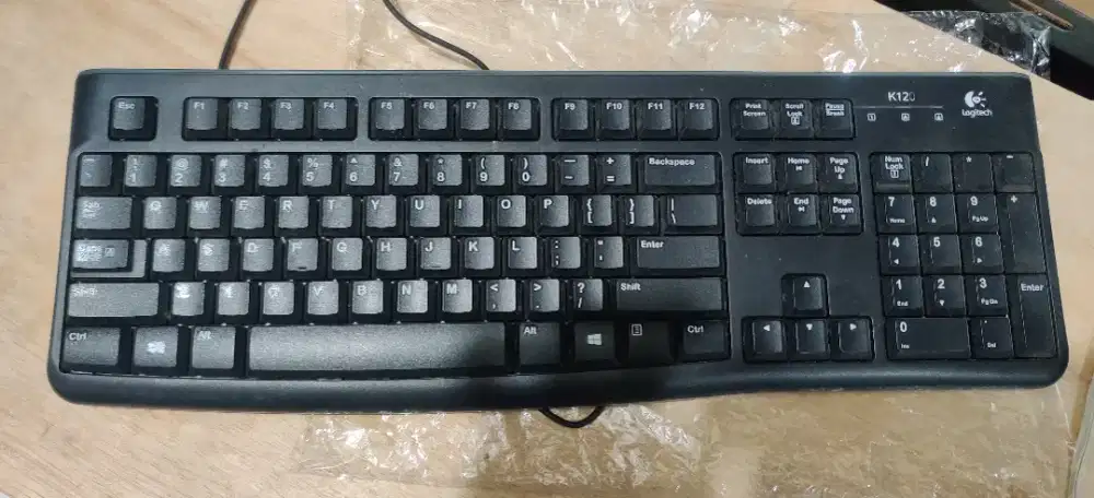Logitech K120 (Kondisi Terpakai)