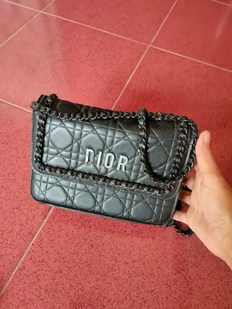 TAS DIOR HITAM PREMIUM