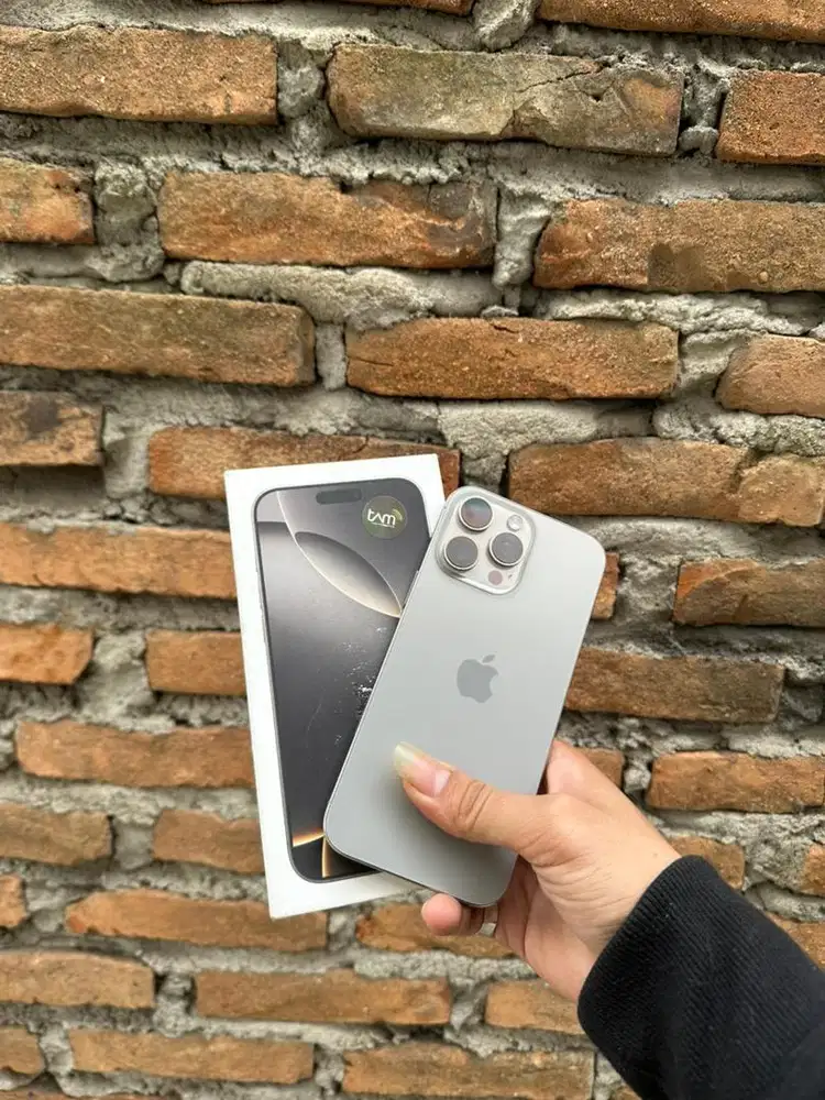 IPHONE 16 256GB IBOX NATURAL TITANIUM