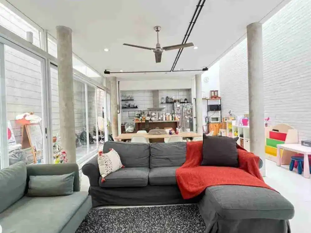 rumah 2lantai home induatrial semi full furnished di cijagra buahbatu bandung