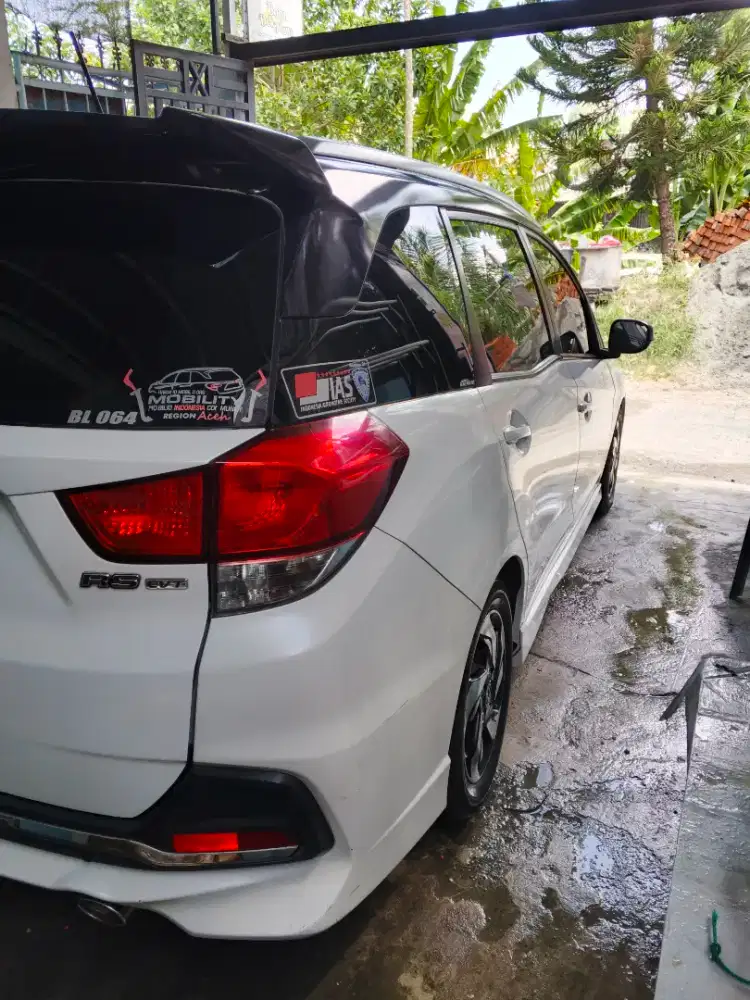 Dijual MOBILIO RS Metik 2015