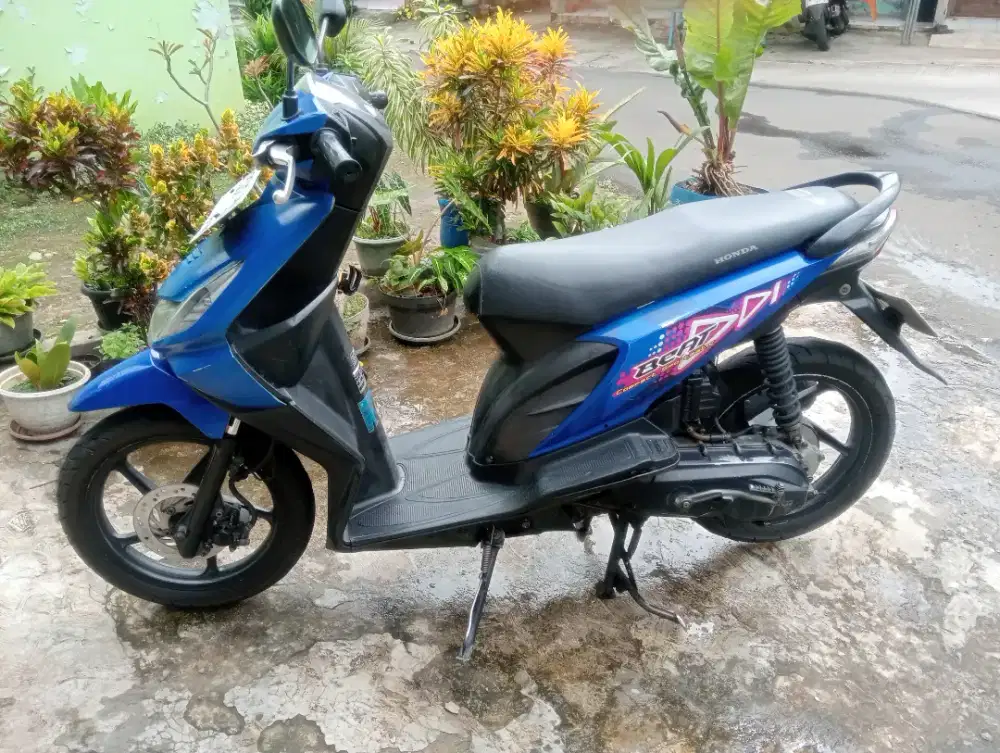 Jual Motor BeAT Karbu 2011