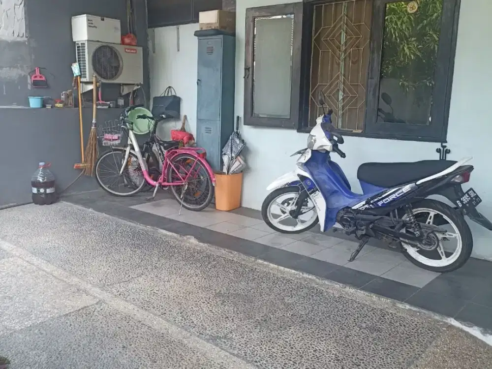 Rumah Di Metro Permata 1 Tangerang Ukuran 8x18m 1,5 Lantai SHM Ada AC 2 Unit
