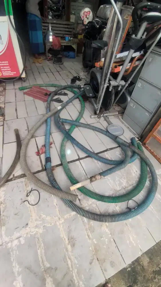 POTONGAN SAMBUNGAN SELANG SPIRAL HISAP 1½ INCH 16 METER BEKAS SEKEN