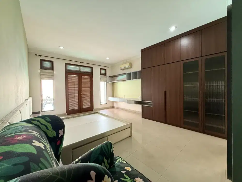 Disewakan Rumah Hunian Klasik Area Jl. BDN Cipete