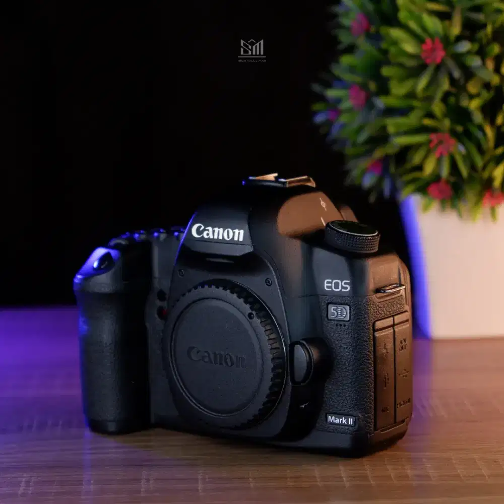 Fullframe Canon 5D Mark II Semi Profesional