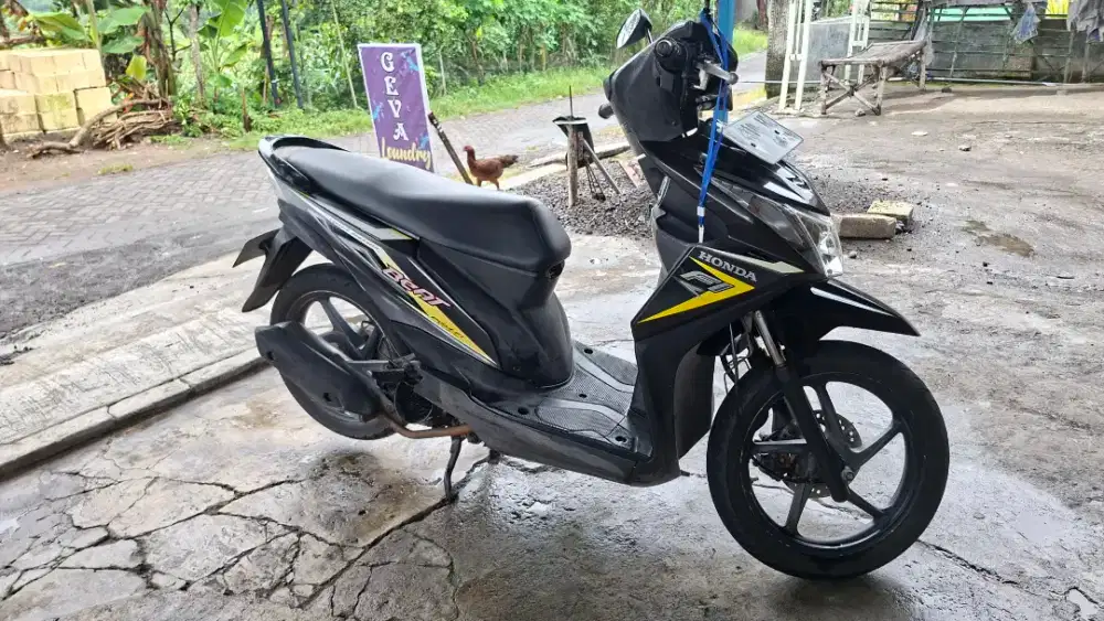 Honda Beat 2014 SS lengkap