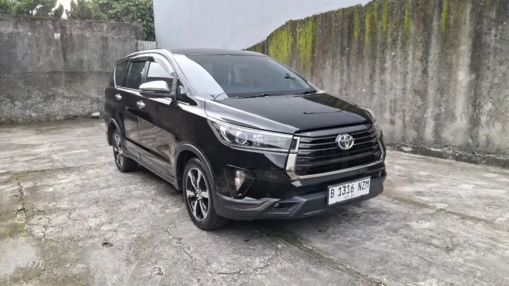 Venturer 2.4 matic 2021 diesel orisinil pjk pjg 1/27 km 70rb record