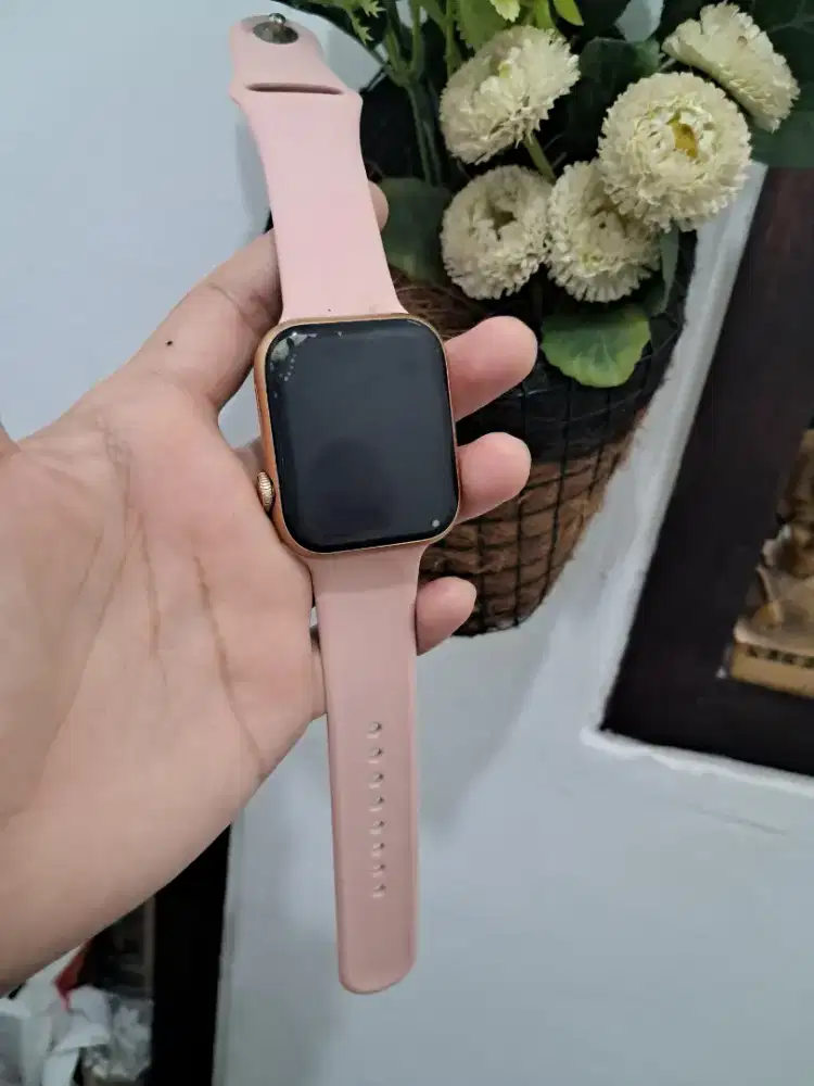 Jam tangan baru