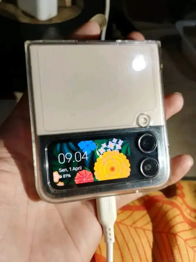 Samsung Z Flip4 Ram 8/256