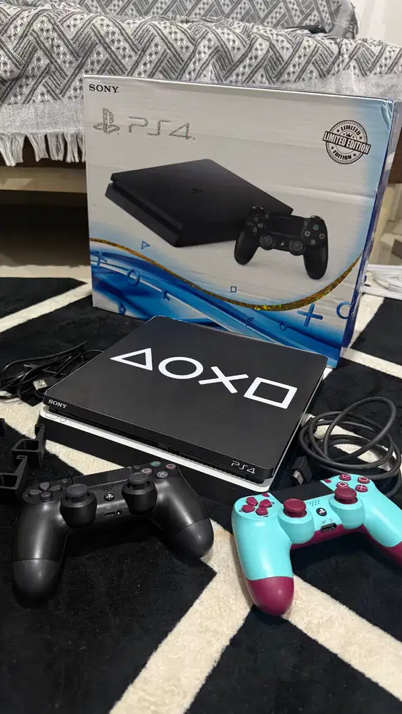 PS4 Slim 1TB FW 12.52 (GRESS, Pembelian bulan Desember 2025)