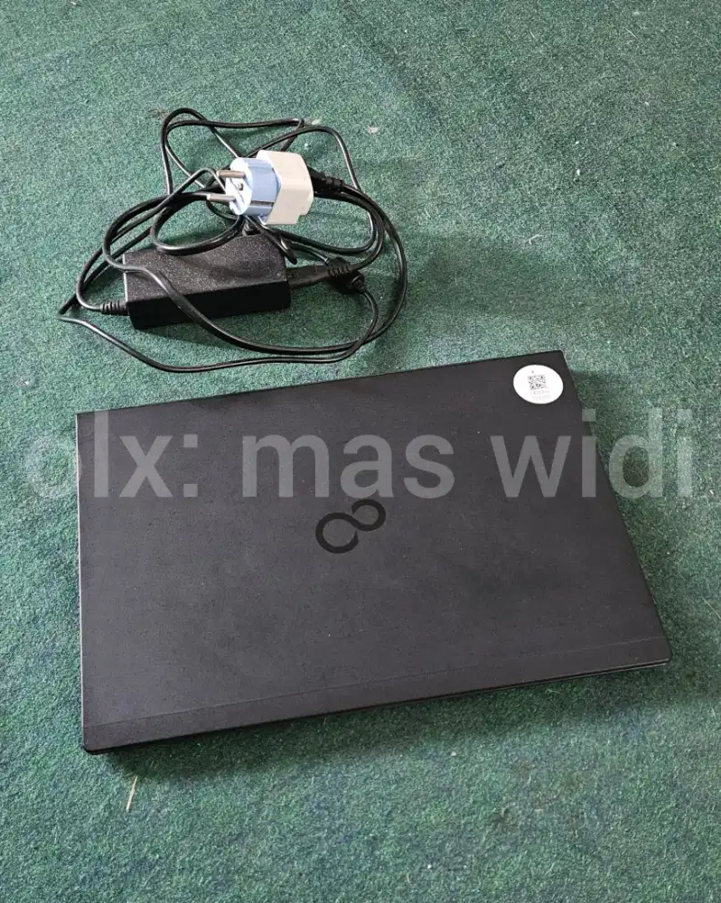 LAPTOP FUJITSU LIFEBOOK U938/S BLACK SEKEN
