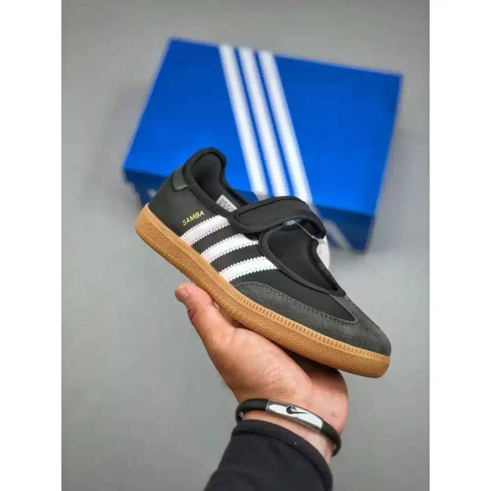 SEPATU SAMBA JANE HITAM