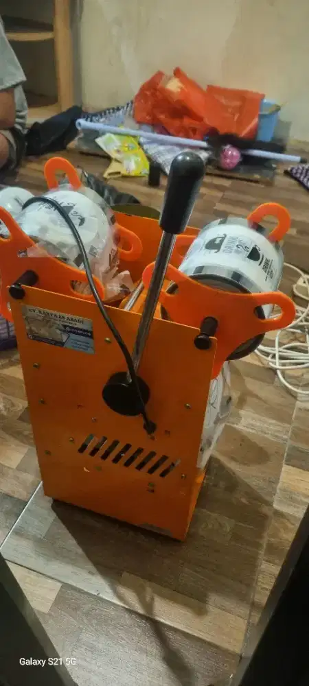 Mesin press manual dan otomatis