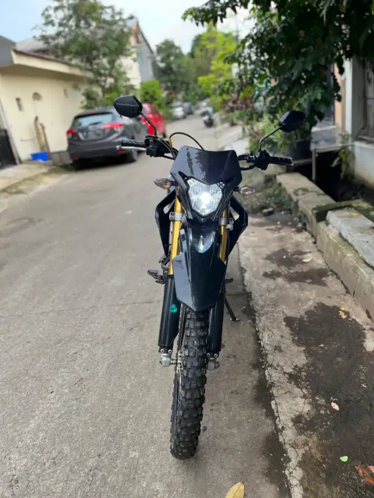 crf 2021 motor trail